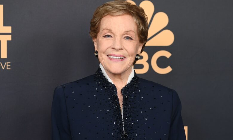 Julie Andrews Biography